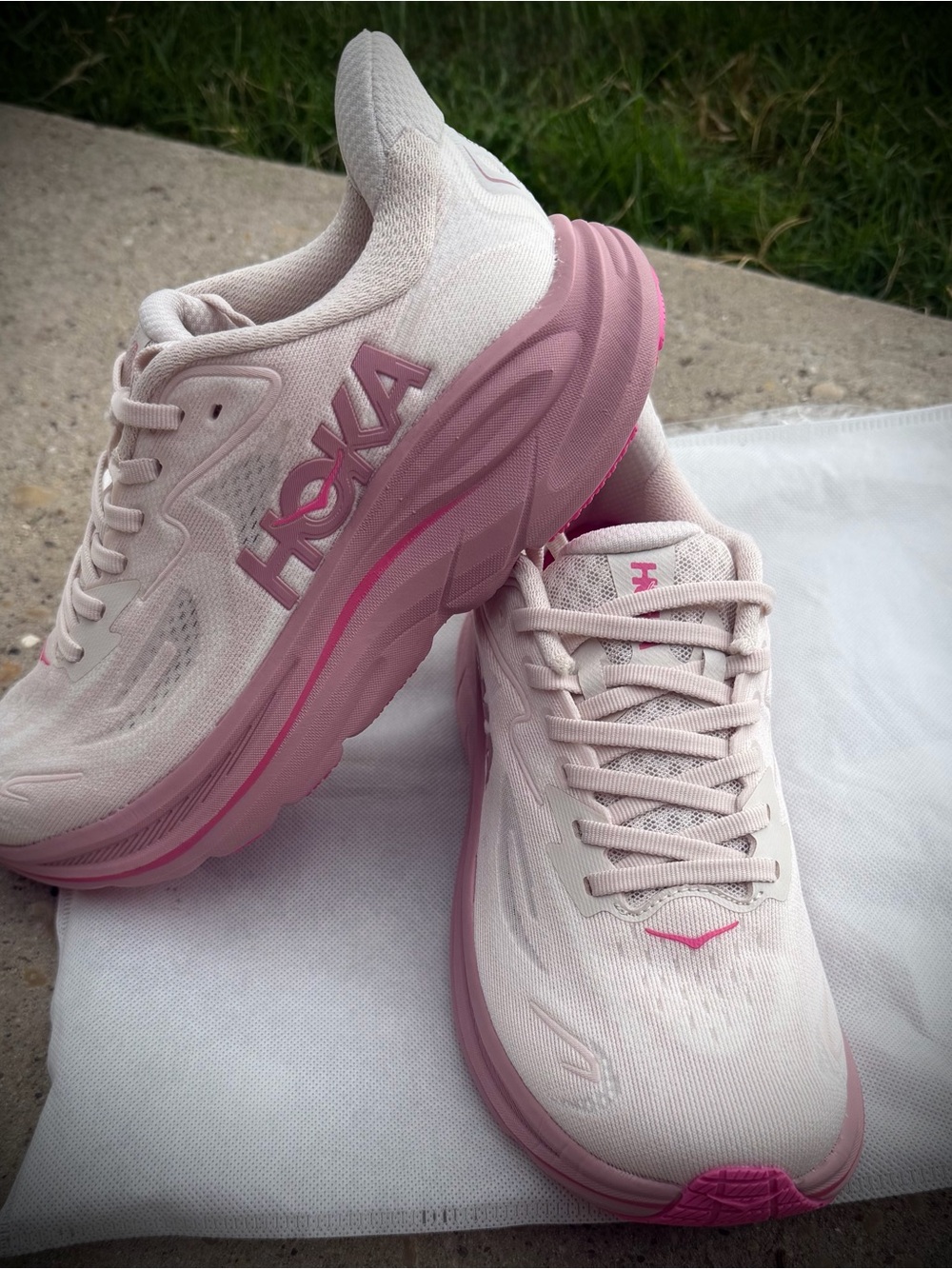 HOKA Clifton Women Running Shoes (White/Pink) - NEW!